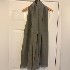 NWT Pretty Persuasions 27 x 82 gray/gold glitter shawl/scarf